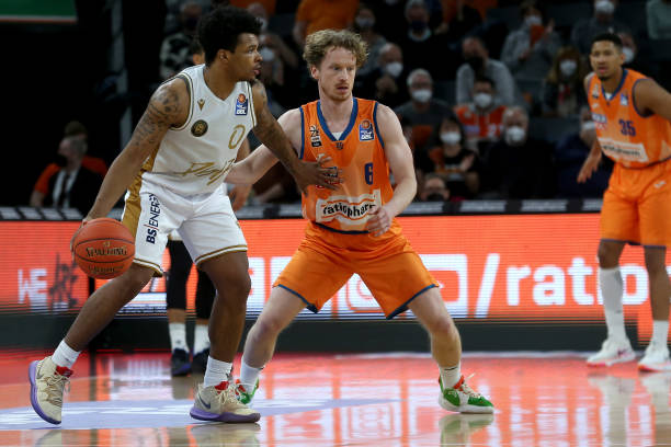 分和场上冷 分和场上冷