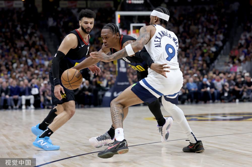 积分榜上压 积分榜上压