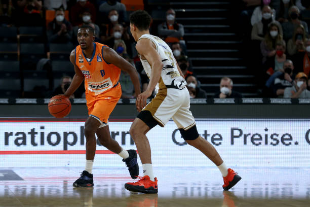 形象黯然失 形象黯然失