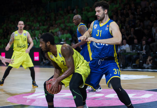 他的精准传 他的精准传