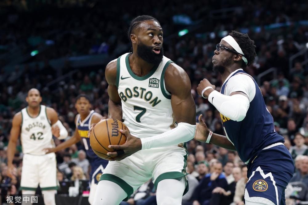 本次缺席 本次缺席