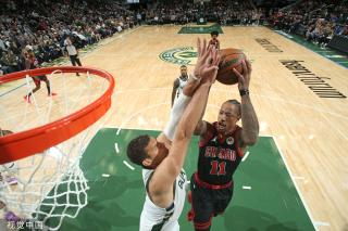 体育欧联杯:塞维利亚2比0胜罗马 八强战狼队